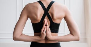 discover effective remedies and expert insights to alleviate upper back pain. understand its causes, prevention techniques, and treatment options to enhance your overall well-being.