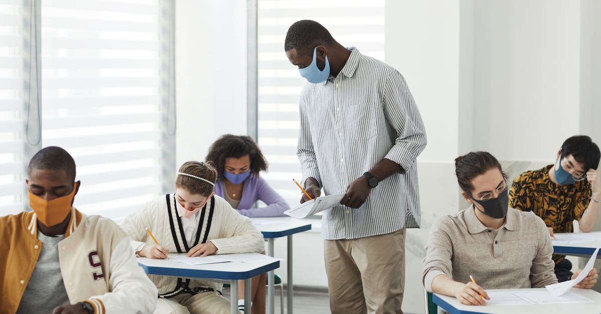 discover the benefits of standing desks in promoting better posture, increasing energy levels, and enhancing productivity. explore various styles and features to find the perfect standing desk for your workspace.