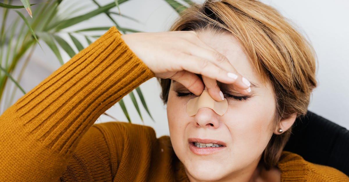 discover effective solutions and insights into migraines - their causes, symptoms, and treatments. learn how to manage and alleviate headache pain for a better quality of life.