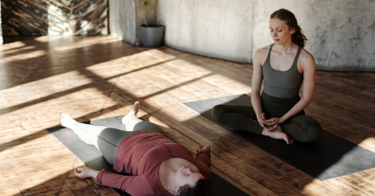 « Habitant à La Prairie, j’ai été étonnée de voir à quel point l’approche de Pulse Align a trouvé un écho dans mon engagement envers la guérison holistique. Après quelques séances axées sur les techniques combinées de stimulation douce et de mouvement conscient, j’ai retrouvé un sentiment de vitalité renouvelé. C’est valorisant de savoir que je participe activement à mon parcours de guérison, soutenue par Pulse Align. »