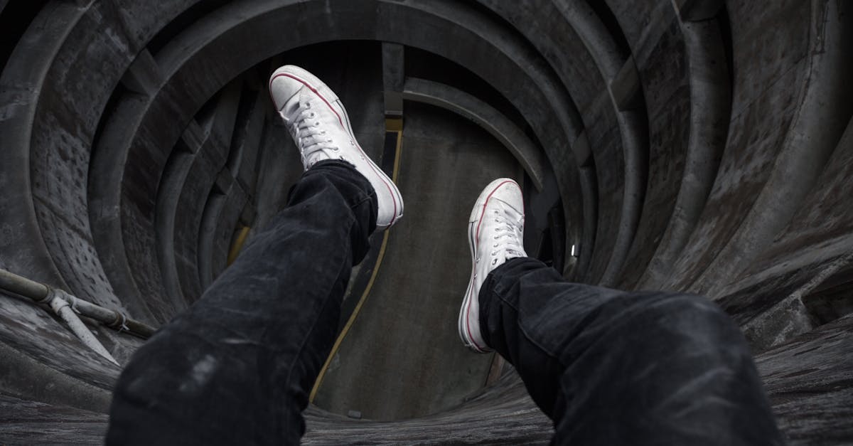 discover the causes, symptoms, and treatments for dizziness. learn how to manage this common condition effectively and find relief from lightheadedness and vertigo.