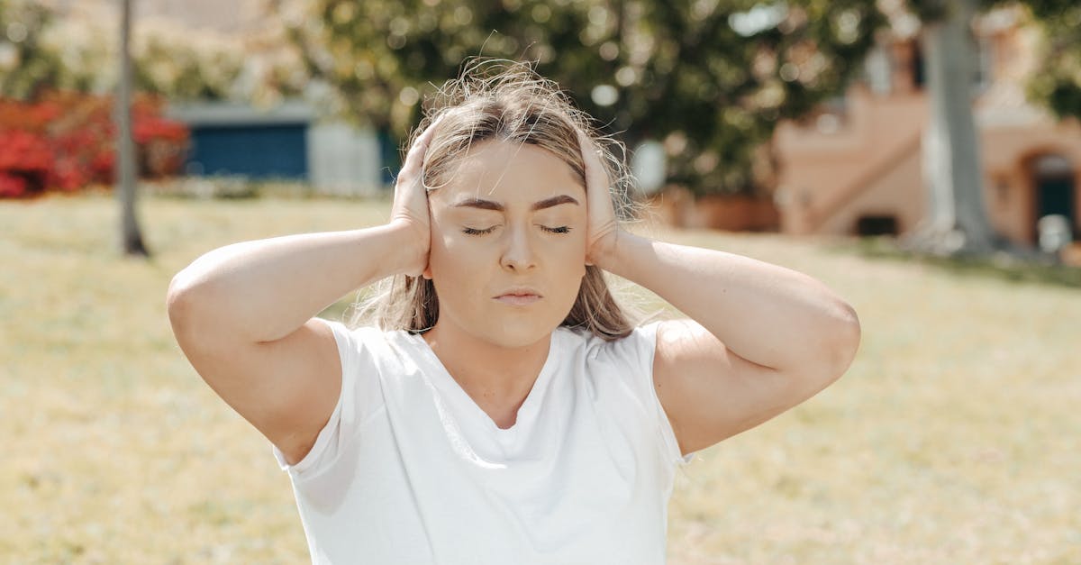discover effective insights and remedies for managing migraines. explore causes, treatment options, and lifestyle changes to alleviate symptoms and improve your quality of life.