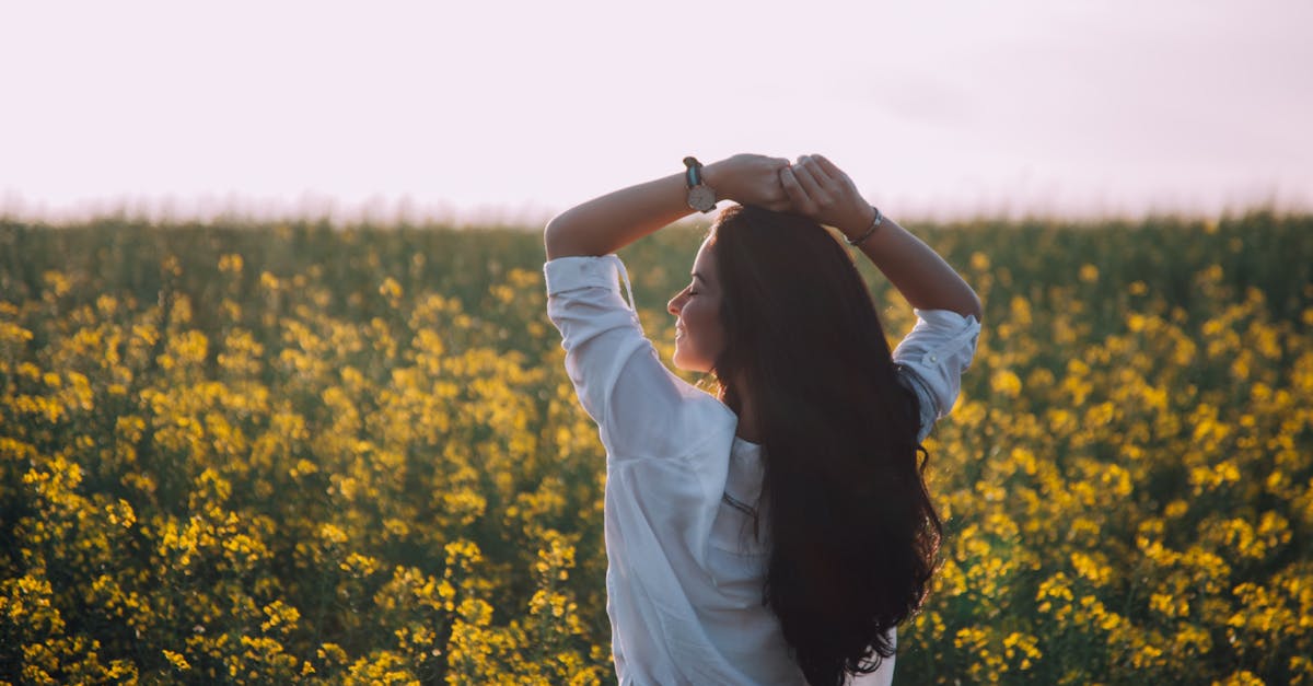 discover the importance of posture in daily life, enhancing your health, well-being, and productivity. learn tips and techniques to maintain a proper posture for a more confident and comfortable you.