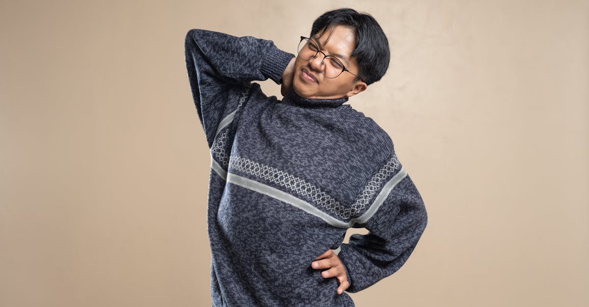 discover effective solutions and remedies for shoulder pain. learn about common causes, symptoms, and treatments to alleviate discomfort and improve mobility.
