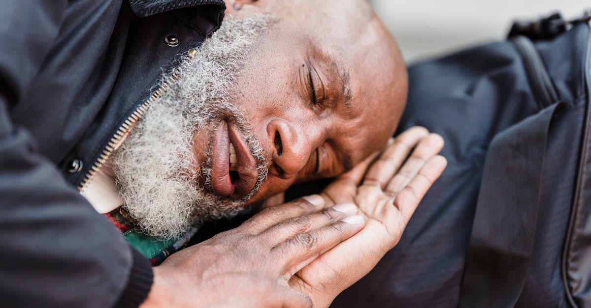 discover the best sleeping postures for a restful night's sleep. learn how different positions can affect your health and well-being, and find tips to improve your sleep quality.