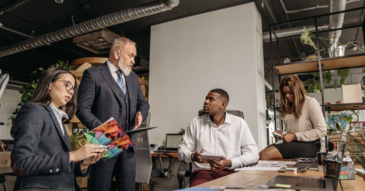 discover the benefits of a standing desk for improved posture, increased energy, and enhanced productivity. explore a variety of styles and features to find the perfect fit for your workspace.