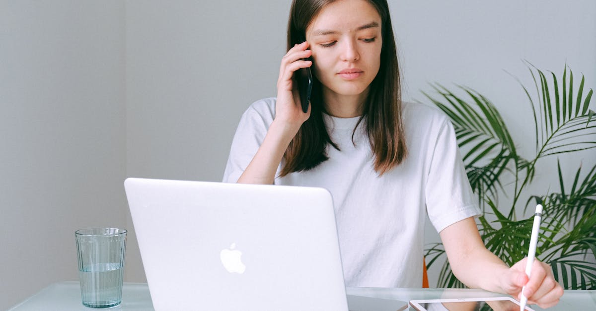 discover effective solutions for tech neck discomfort with our comprehensive guide. learn about causes, preventive measures, and exercises to alleviate strain from prolonged screen use.