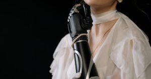 discover effective solutions to alleviate tech neck discomfort caused by prolonged device usage. learn tips for better posture, stretches, and ergonomic adjustments to enhance your wellbeing in the digital age.