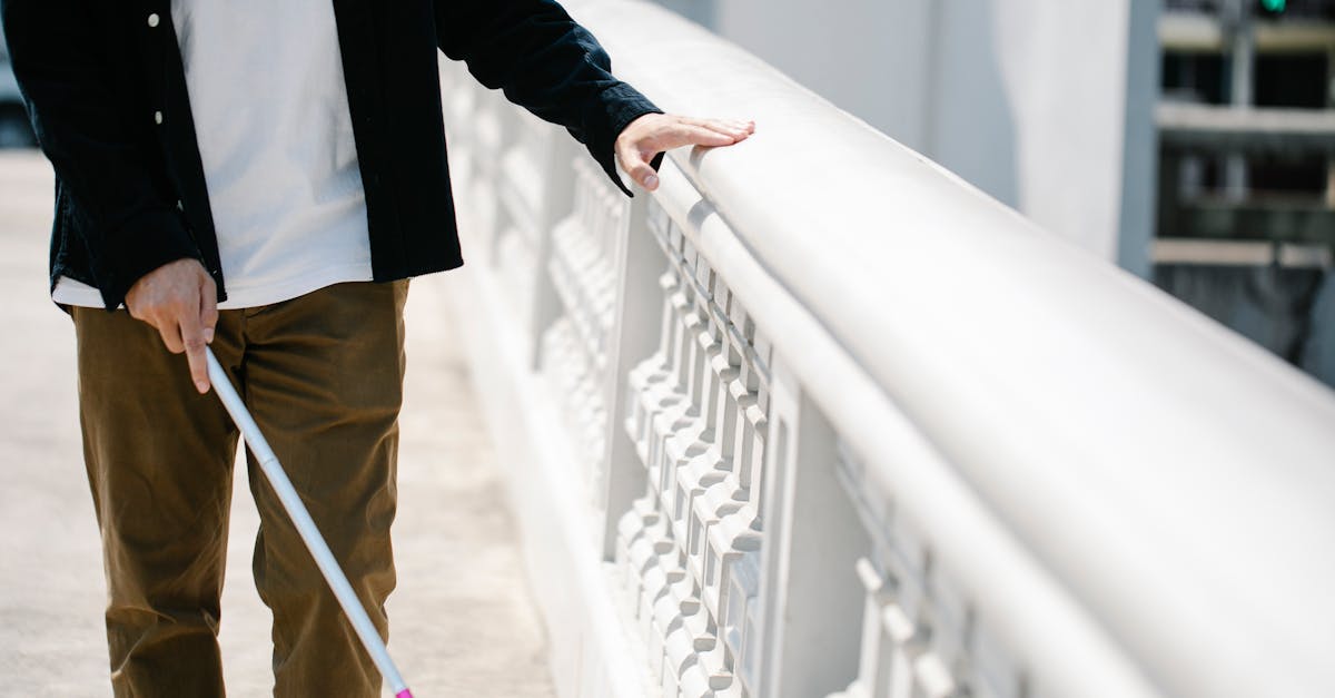learn about vestibular neuritis, a condition affecting the inner ear that leads to vertigo and balance problems. discover its causes, symptoms, diagnosis, and treatment options to manage this condition effectively.