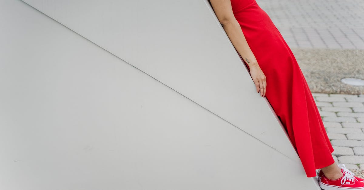 discover the causes, effects, and solutions for anterior pelvic tilt. learn how this common postural issue can impact your health and find tips to correct it for improved mobility and comfort.
