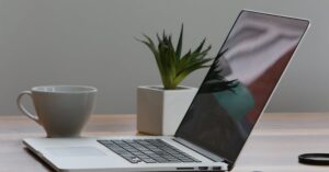 discover the benefits of ergonomic design with our insightful guide. learn how ergonomic products can enhance comfort, improve posture, and boost productivity in your daily life. find tips and recommendations for creating an ergonomic workspace that supports your health and well-being.