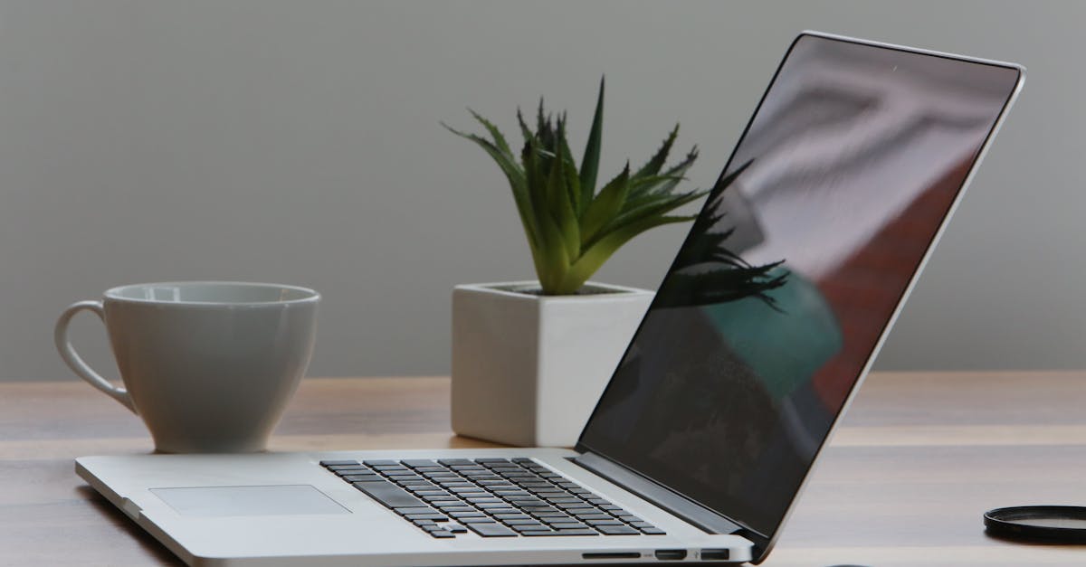 discover the benefits of ergonomic design with our insightful guide. learn how ergonomic products can enhance comfort, improve posture, and boost productivity in your daily life. find tips and recommendations for creating an ergonomic workspace that supports your health and well-being.