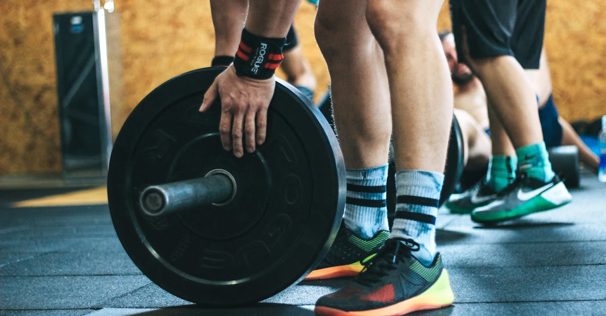 discover effective lifting techniques to enhance your strength and prevent injuries. learn proper form, safety tips, and strategies for successful weightlifting in this comprehensive guide.