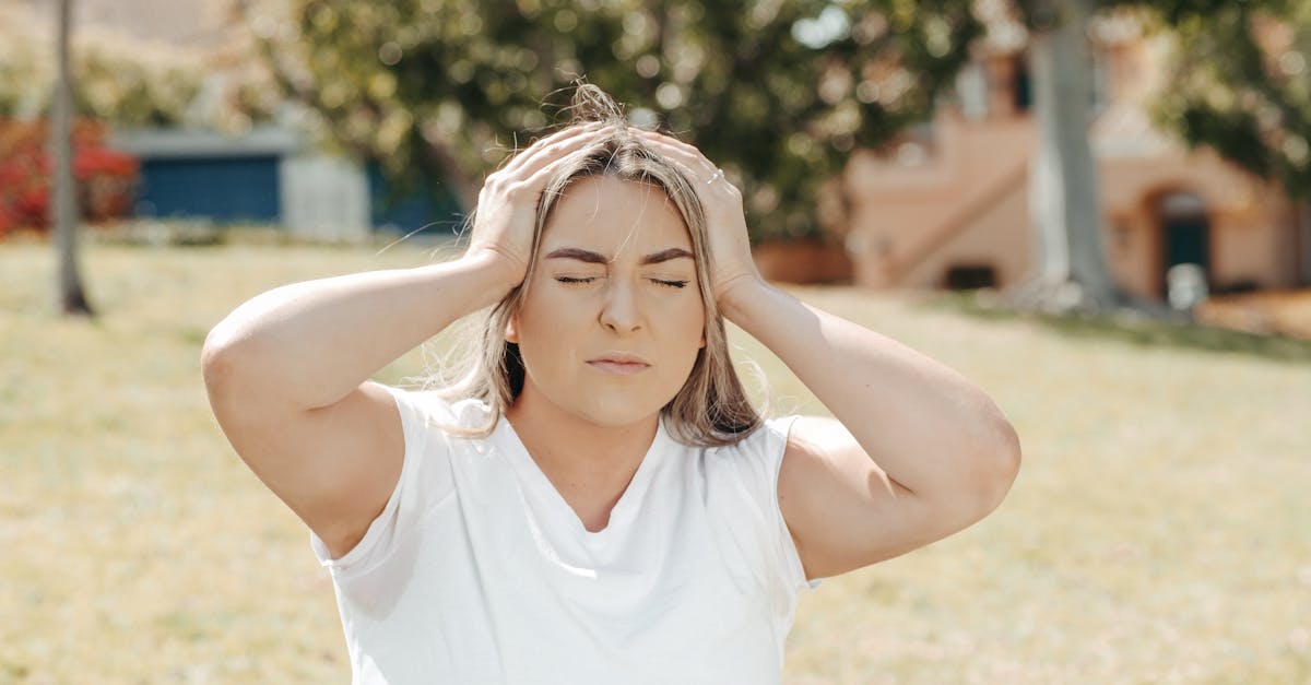 discover effective ways to understand and manage migraines. explore symptoms, triggers, and treatments to alleviate pain and improve your quality of life.