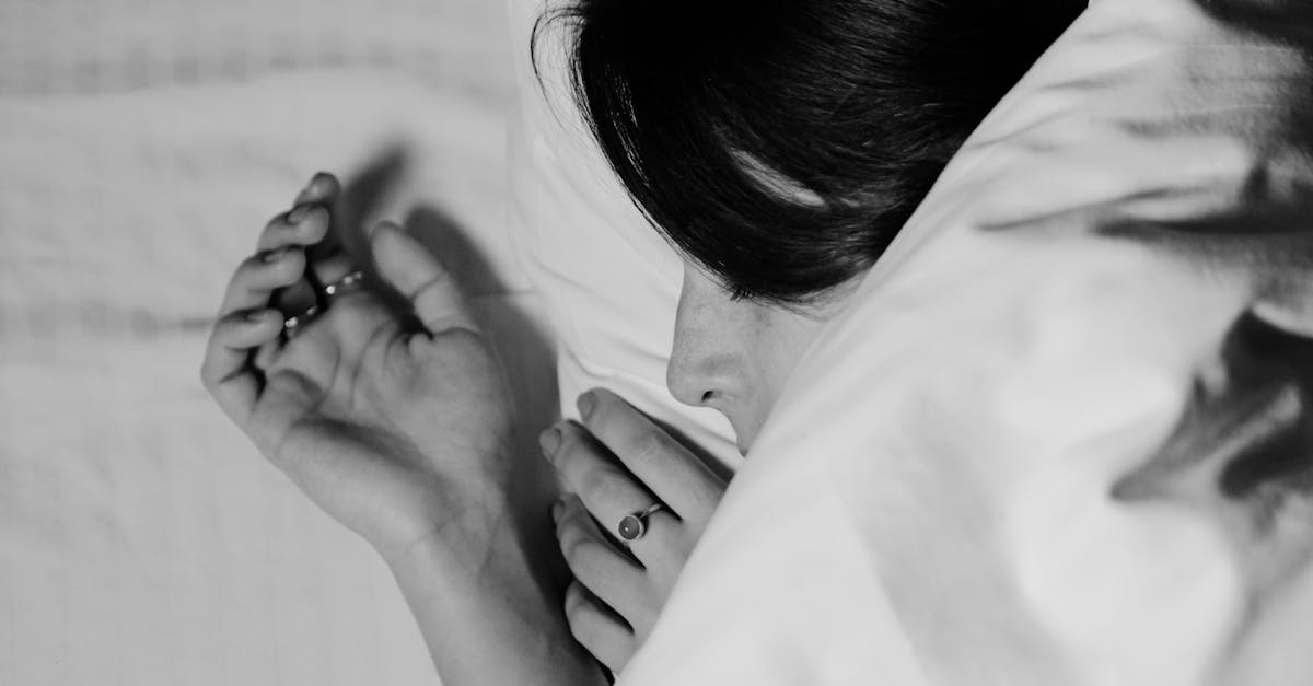 Exploiter le potentiel des positions de sommeil appropriées et des pratiques complémentaires peut transformer votre parcours de santé. Si vous êtes prêt à soulager votre inconfort et à améliorer votre bien-être général, pensez à prendre rendez-vous avec Pulse Align. Nos experts se consacrent à vous proposer des programmes d'exercices personnalisés et des thérapies innovantes adaptées à vos besoins spécifiques.