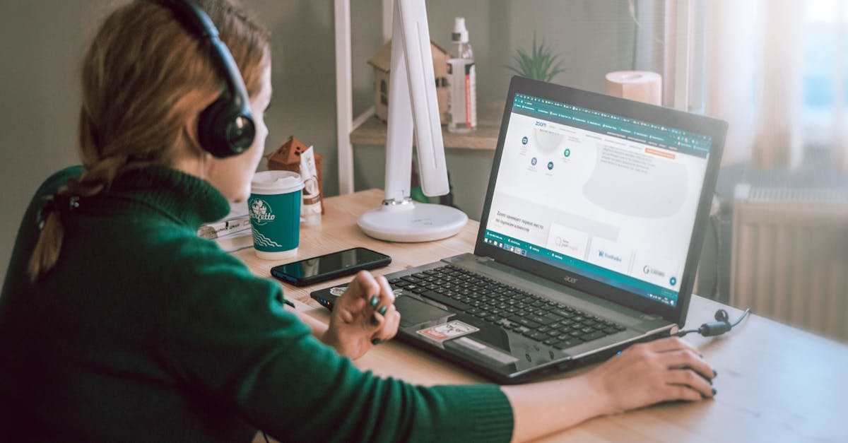 explore the principles of ergonomics to enhance comfort, efficiency, and productivity in your workspace. discover tips and best practices for designing environments that promote health and well-being.