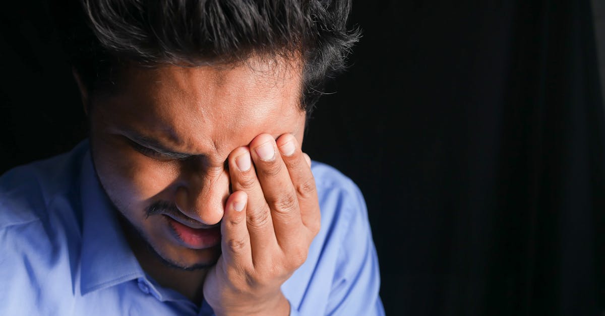 discover effective strategies to manage and alleviate migraines. explore symptoms, triggers, and treatments to regain control over your well-being and enhance your quality of life.